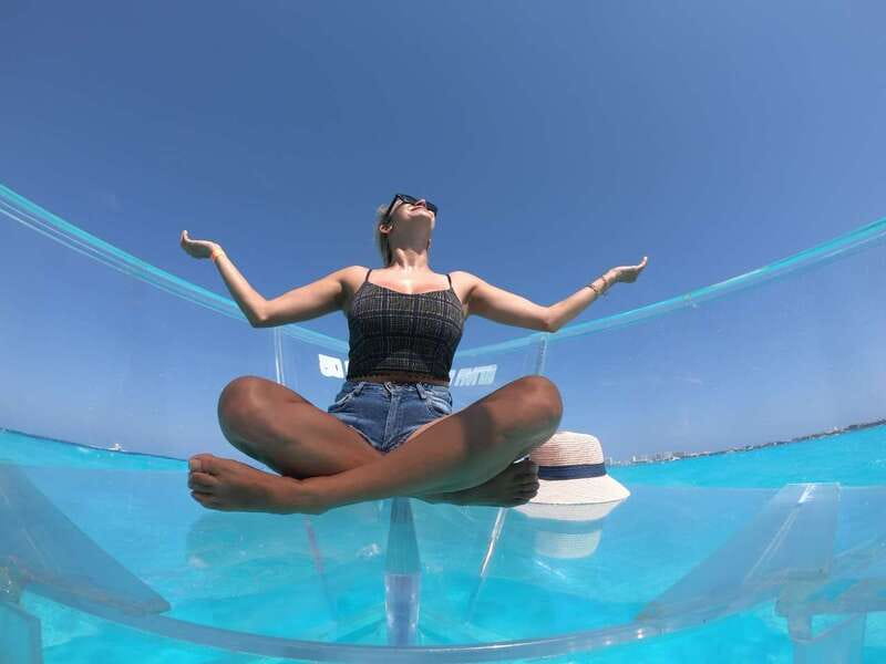 Cancun: Transparent Boat Tour with Drinks - A transparent boat tour in Cancun, in plain terms