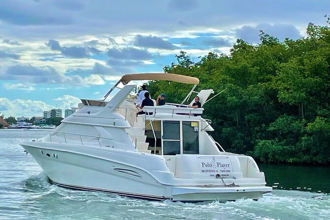 Cancun Yacht Tour - SEARAY YACHT 46 FT GREAT FOR SUNSET 15 PEOPLE MAX 25P9 - Isla Mujeres: From Nichupté to Playa Norte Time