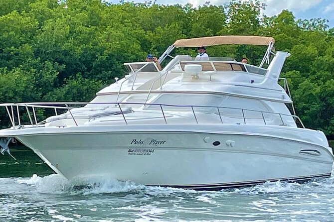 Cancun Yacht Tour - SEARAY YACHT 46 FT GREAT FOR SUNSET 15 PEOPLE MAX 25P9 - Meeting at Krudo Raw Bar, Km 5.8: Easy Hotel-Zone Access
