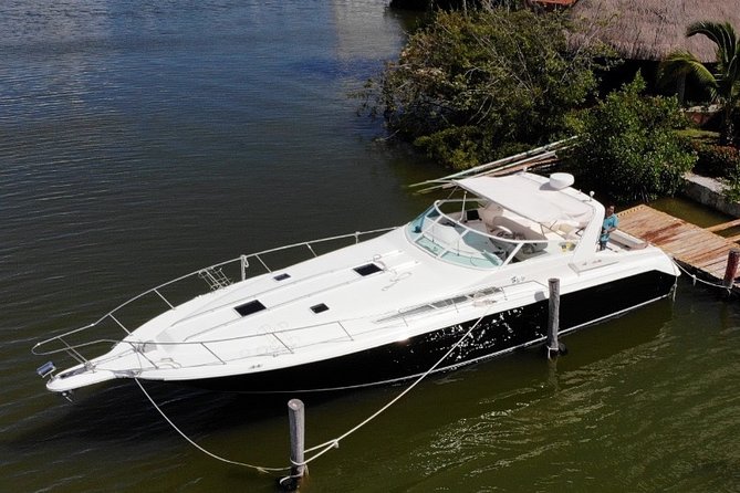 Cancun yachts rental BEATIFUL YACHT 46FT, 15 PAX MAX 25P6 - Cancun Lagoon Sunset, the Part You Should Plan Around