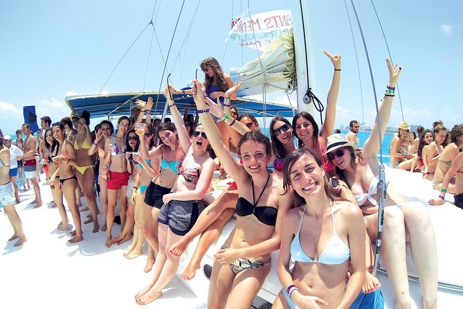 Catamaran and snorkel in isla mujeres - The Catamaran Ride Out: Views, Sun, and That First Saltwater Hit