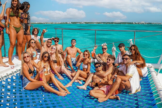 Catamaran Booze Party With Open Bar in Cancun - Optional transport and how to plan your timing around Cancun traffic