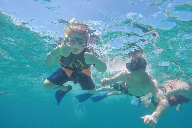 Catamaran Group Sightseeing, Snorkeling Tour Isla Mujeres - Stop 3: Playa Norte, the iconic quiet beach break