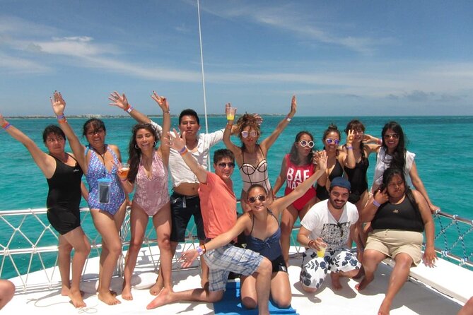 Catamaran Party Boat Cancun - Onboard Value: Live DJ, Open Bar Margaritas, and Included Lunch
