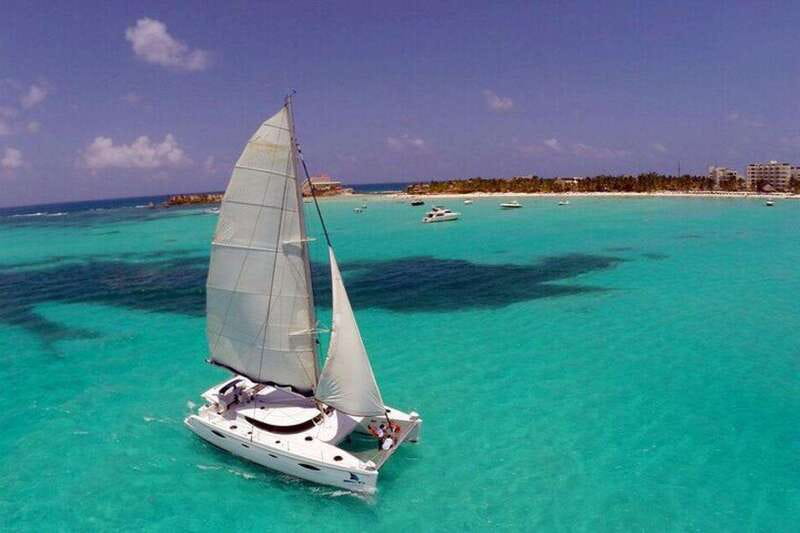 Catamaran party Isla Mujeres with drinks & lunch - Key highlights to clock before you book
