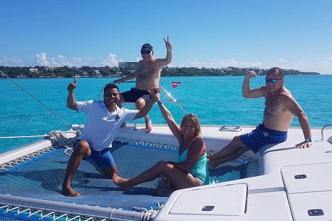 Catamaran Sailing & Snorkeling Experience Isla Mujeres from Playa Del Carmen - Downtown Isla Mujeres and Calle Hidalgo, shopping plus simple bites