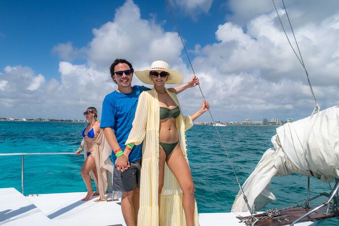 Catamaran Snorkeling with Openbar & Lunch Cancun to Isla Mujeres - Isla Mujeres first stop: about 1 hour of freedom and how to use it