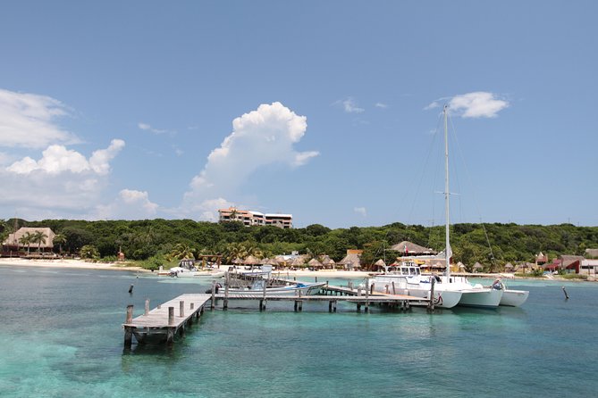 Catamaran to Isla Mujeres - Buffet Lunch at a Beach Club: More Than a Snack