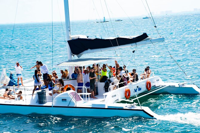 Catamaran to Isla Mujeres, Open bar, buffet, Beach Club Included - Price and real value, plus the dock fee you must budget for