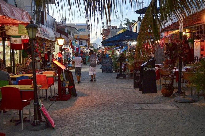 Catamaran to Isla Mujeres: Snorkel MUSA, Playa Norte & Buffet - MUSA snorkeling: underwater art, and the reality of group snorkeling