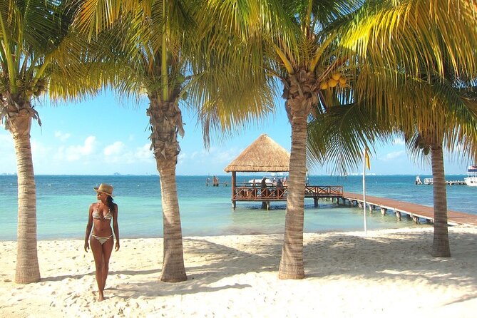 Catamaran to Isla Mujeres: Snorkel MUSA, Playa Norte & Buffet - Playa Norte beach club: how to make the 2 hours count