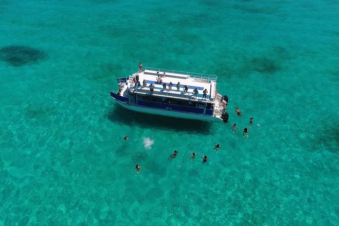 Catamaran Tour to Isla Mujeres all Included - The “all included” value, and what to budget in real money