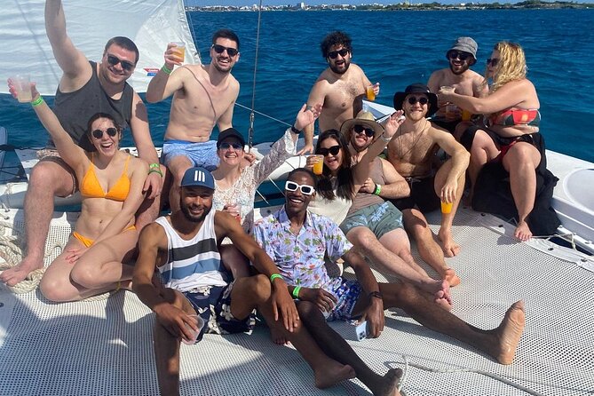 Catamaran Tour to Isla Mujeres Cancun - Stop 3, Beach Club Lunch Buffet and Time at North Beach
