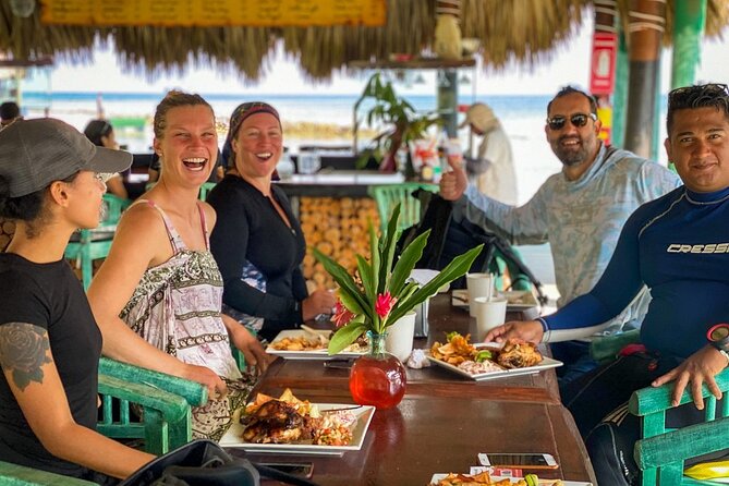 Catamaran Tour to Isla Mujeres from Cancún with Bar and Lunch - Isla Mujeres Town Time: Best for Souvenirs and Casual Wandering