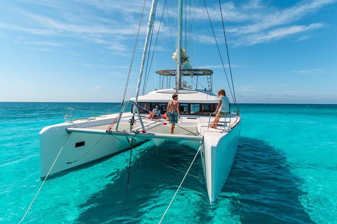 Catamaran Tour to Isla Mujeres, Open bar, Lunch, Snorkeling, Beach Club Included - Isla Mujeres Free Time: Explore Like You Mean It