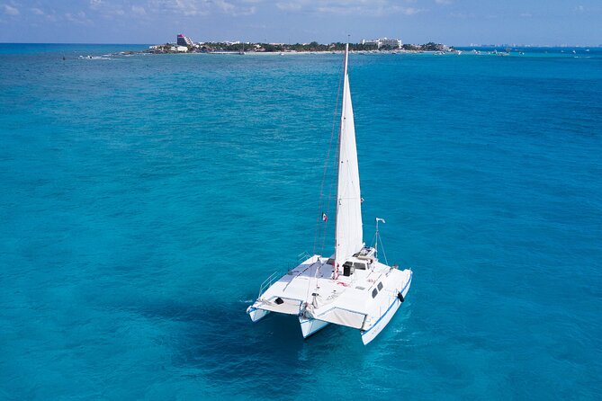 Catamaran with Snorkeling and North Beach, Isla Mujeres - Open bar aboard the catamaran: a fun reward, not a free pass