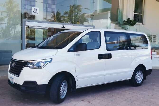 Cheap transfer for up to 10 people. - Finding Your Driver: Name Signs, Photos, and Simple Clarity