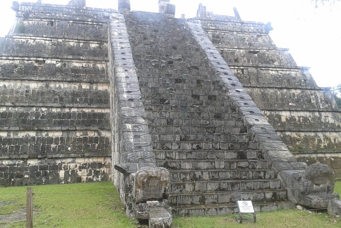 Chichen Itza, Cenote Sagrado and Valladolid from Cancun - Cenote Chichikán: swim rules, locker fees, and how to not waste your 40 minutes