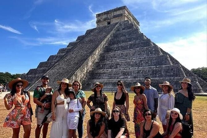 Chichen Itza Deluxe And Ancestral Cenotes Suytun and Ik-kil - Chichén Itzá: One Guided Hour, One Photo Hour
