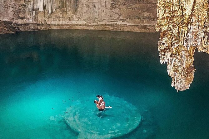 Chichen Itza Deluxe And Ancestral Cenotes Suytun and Ik-kil - Ik Kil Cenote: 60 Meters Wide, 40 Meters Down