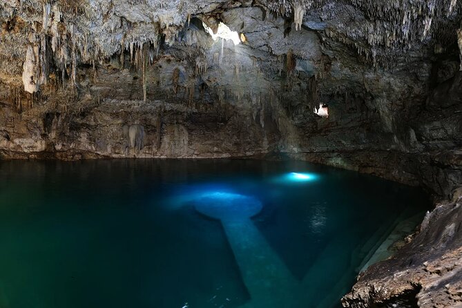 Chichen Itza Deluxe And Ancestral Cenotes Suytun and Ik-kil - Valladolid: A Quick Town Moment With San Servasio Church
