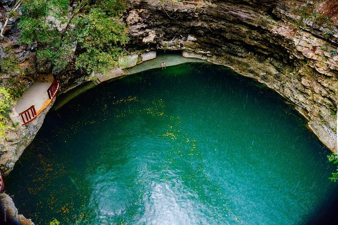 Chichen Itza Deluxe Valladolid and 2 Cenotes - Getting Started in Cancun: Early Pickup and a Long Day
