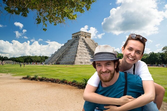 Chichen Itza Exclusive Tour, Cenote, Magical Town & Buffet - El Caracol: the observatory you can spot fast