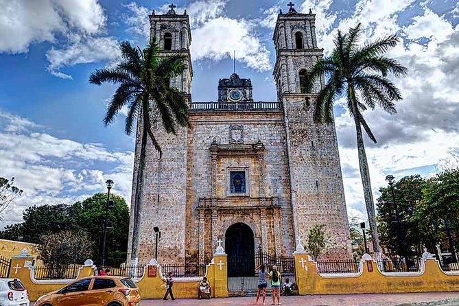 Chichen Itza Full day tour with buffet - Valladolid stop: the easy win for photos and local flavor
