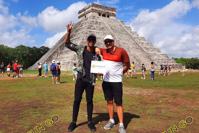 Chichen Itza Guided Group Walking Tour - Last minute booking - What Makes the Guides Here Worth Your Time