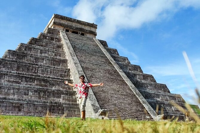 Chichen Itza, Mexican Buffet, Cenote & Valladolid guided Tour - The Cenote Saamal swim stop: swimming allowed, buffet included