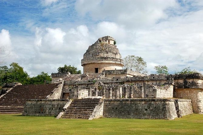 Chichen Itza Premium - Valladolid in 30 minutes: a taste, not a full city day