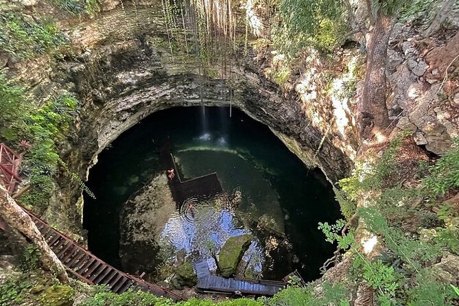 Chichén Itzá Premium Cenote y valladolid Day Tour - Lunch timing and how the meal fits the day