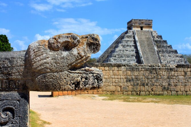 Chichen Itza: Self-Guided Tour with Audio Narration & Map - Gran Juego de Pelota, Tzompantli, and the Eagles & Jaguars platform