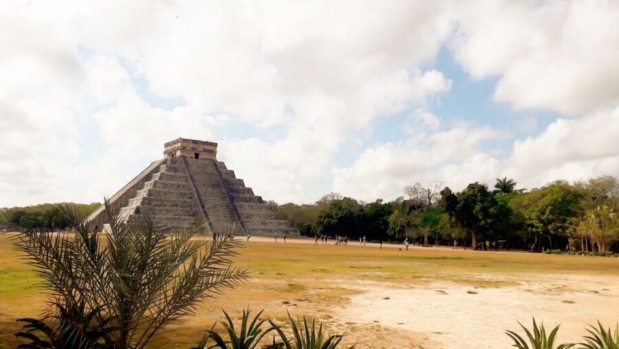 Chichén Itzá Skip-the-Line Entrance Ticket - Do You Need a Guide?