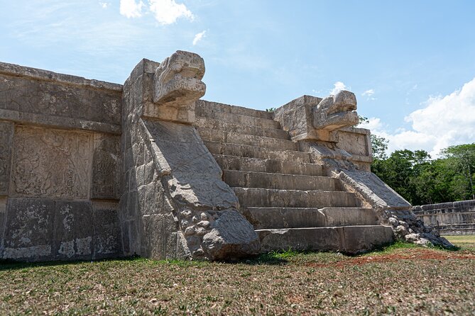 Chichen Itza Ticket with optional Guide - Optional bilingual guide: when paying for context makes sense