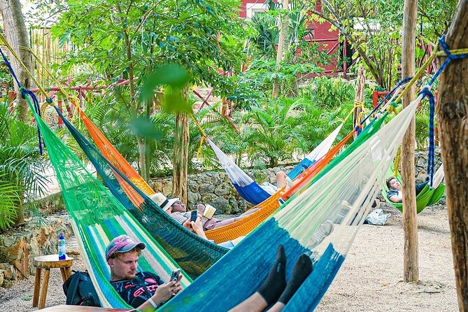 Chichen Itza Tour Plus with Cenote Swim and Round Transportation - Food and drinks: Box lunch, buffet lunch, and what to expect