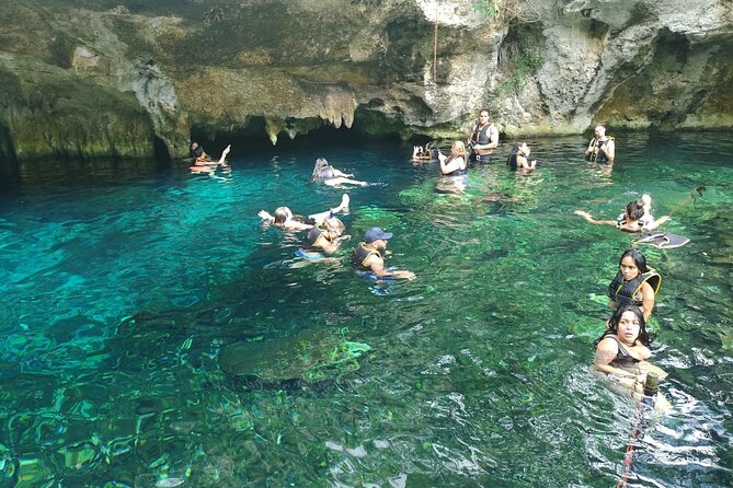 Chichen Itza Tour: Pyramids, Cenote Ik Kil & Valladolid - Guide and Language: Getting More Than Ticket Stubs