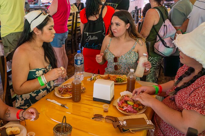 Chichen Itza, Transportation, lunch, cenote and Valladolid. - Lunch buffet: included, convenient, and still not a full escape plan