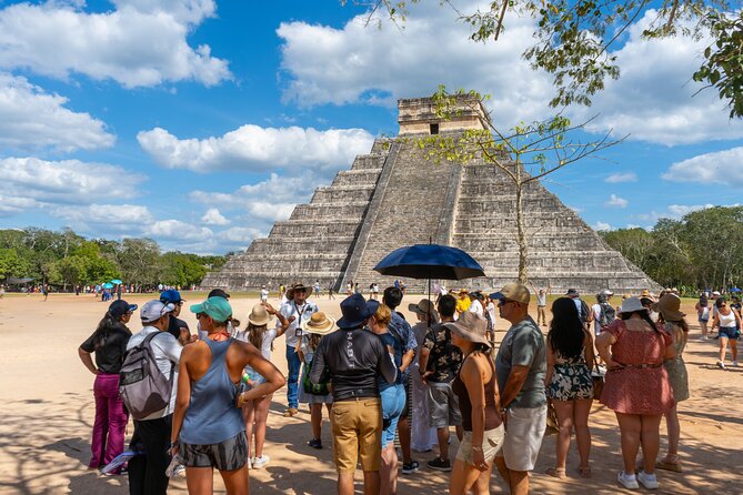 Chichen Itza, Transportation, lunch, cenote and Valladolid. - Price and the mandatory MX$870 fee: the real budgeting check