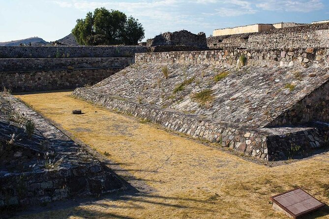 Chichen Itza VIP Mayan Wonder (Full Day Experience) - Lalo and guide quality: how the story gets told