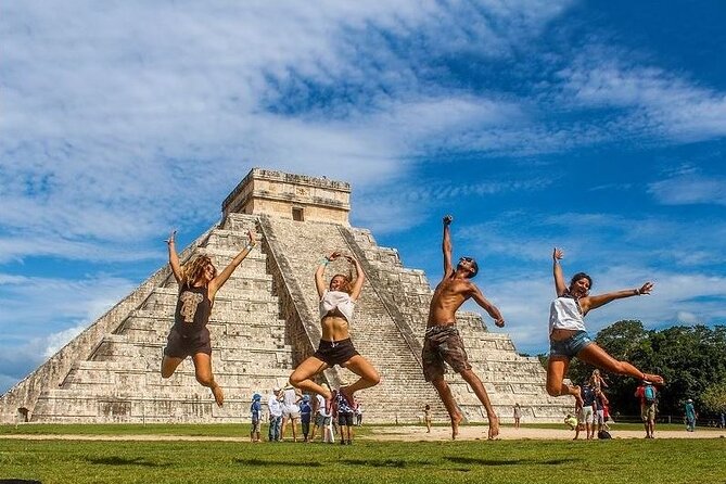 Chichen Itza Walking Tour in Portuguese or Italian Skip the Line Access - Temple of the Warriors: Engraved Pillars and Rituals You Should Know About