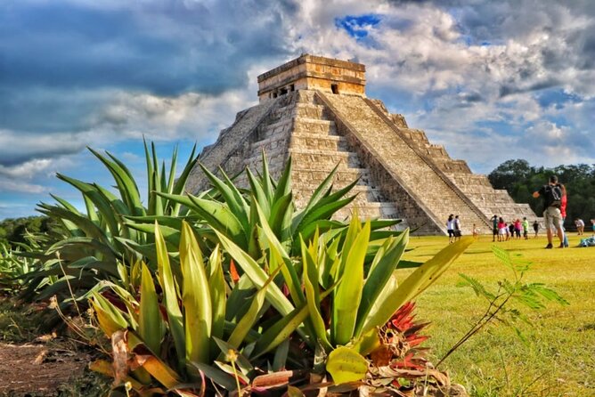 Chichen Itza Walking Tour with Audioguide (no ticket) - How this compares to a human guide (and when audio wins)