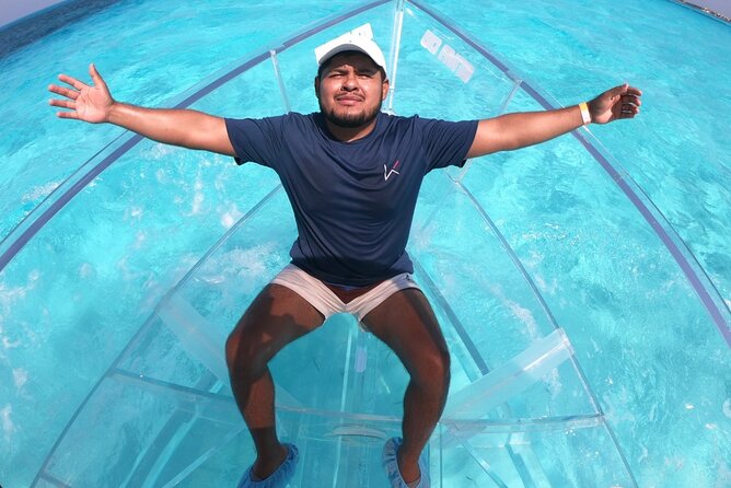 Clear Boat Tour at Cancun Nichupte Lagoon - The Guides and the Photo Angle (Including Alberto)