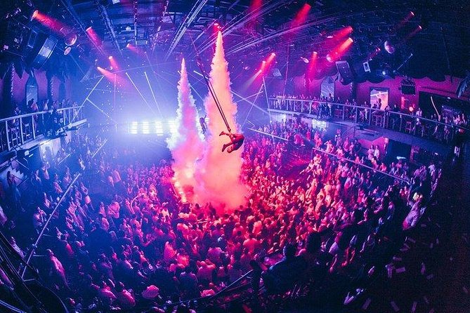 Coco Bongo Cancun New Year's Eve 2027 - The 9:00 pm Start, 5-Hour Party, and What It Means for Your Timing