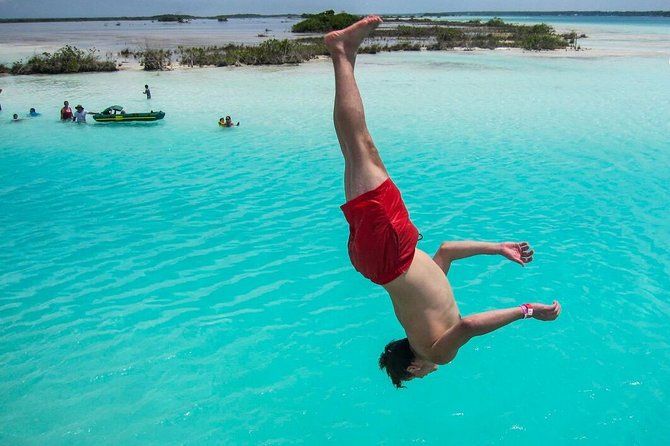 Colorful BACALAR. Incredible Pontoon Tour in one day from Cancun or Riviera Maya - The food plan, why it helps on a 13 to 15 hour schedule