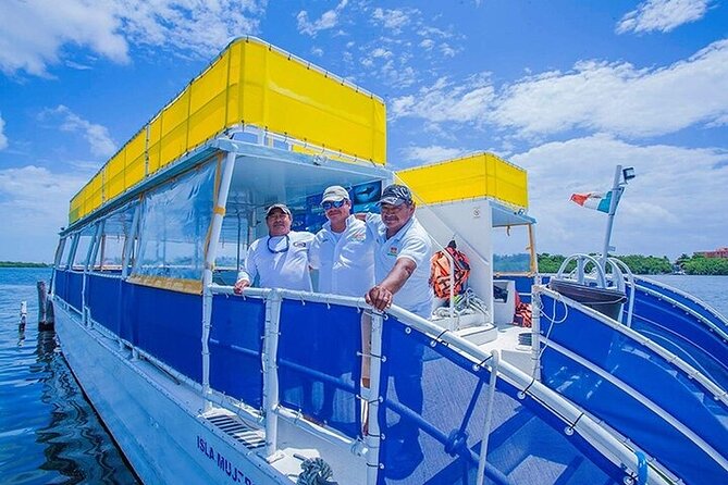 Contoy Caribbean Adventure! Round Transportation from Cancun - Isla Mujeres for one hour: shopping time, quick attractions, and the clock you can feel