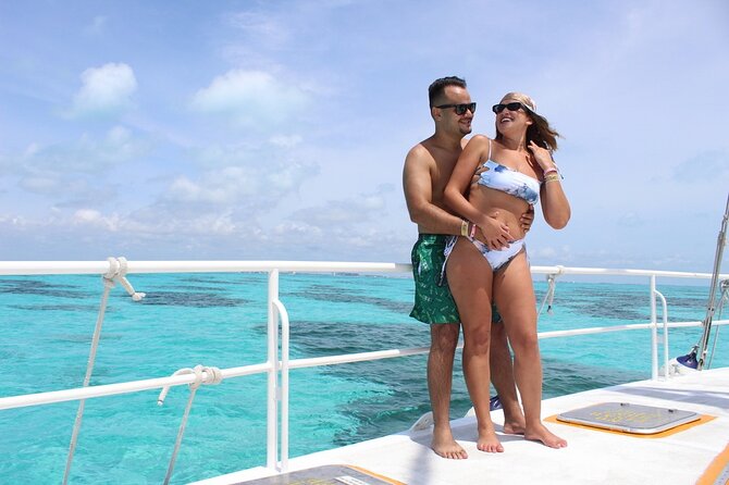 Deluxe Catamaran to Isla Mujeres with Open Bar from Cancun - The snorkeling stop: great water, expect crowding and brief moments