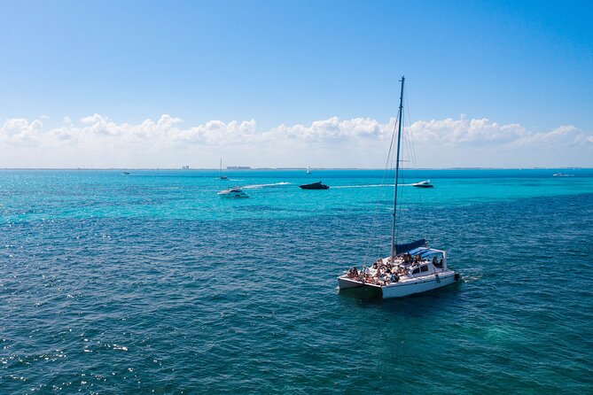Deluxe Catamaran to Isla Mujeres with Open Bar from Cancun - Price and what you really get for $38.90