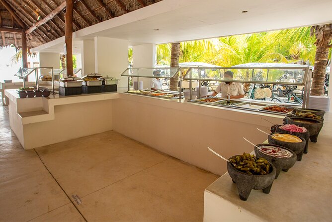 Deluxe Catamaran tour to Isla Mujeres with Open Bar and Lunch - Albatros Beach Club: Lunch, Open Bar, and Where the Value Lands
