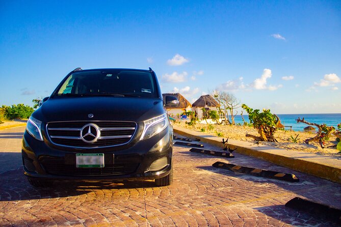 Departures in Mercedes Benz from Puerto Morelos to Cancun Airport - Timing math that protects your flight: 2.5-hour airport buffer plus 45 minutes